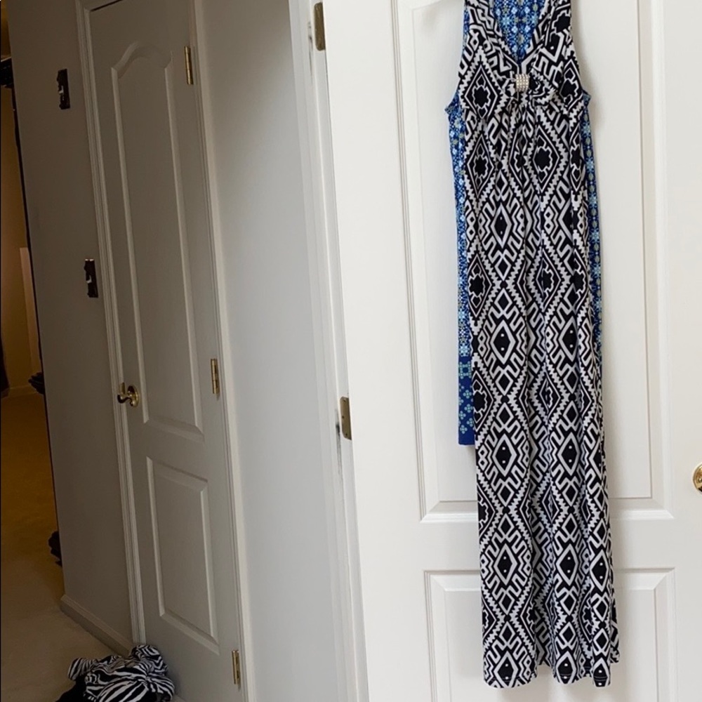 Max Studio Dress - Picture 7 of 16